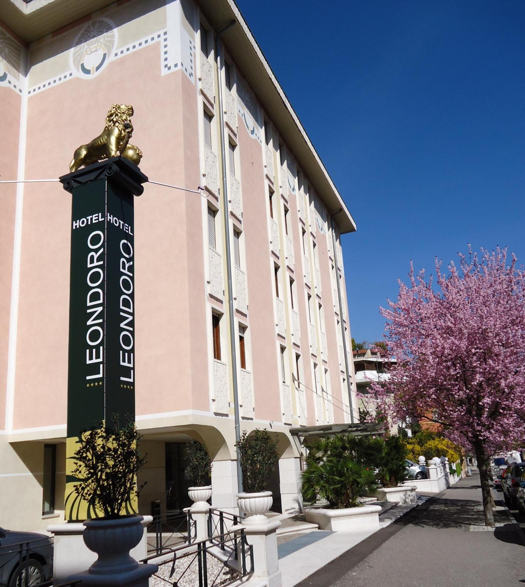 Hotel Leon d'Oro Rovereto  Esterno foto