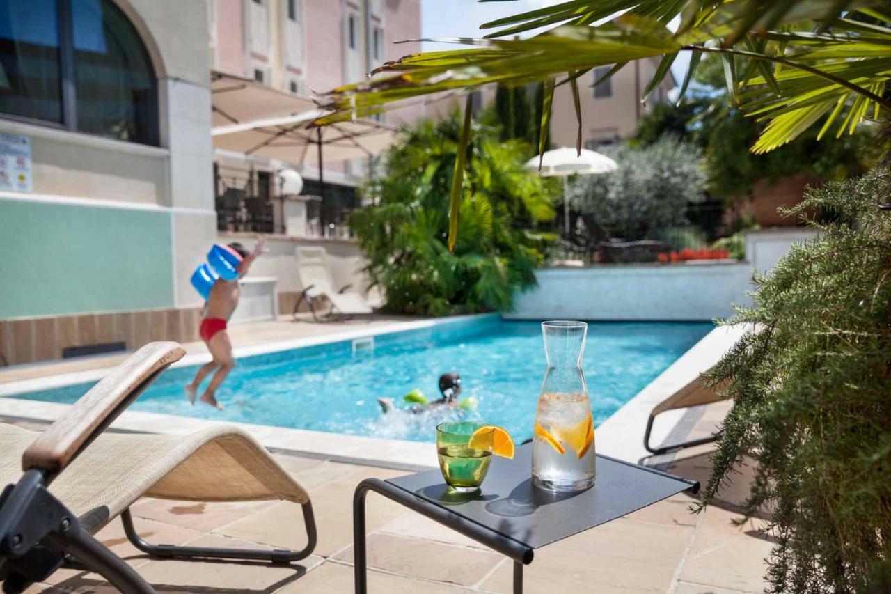 Hotel Leon d'Oro Rovereto  Esterno foto